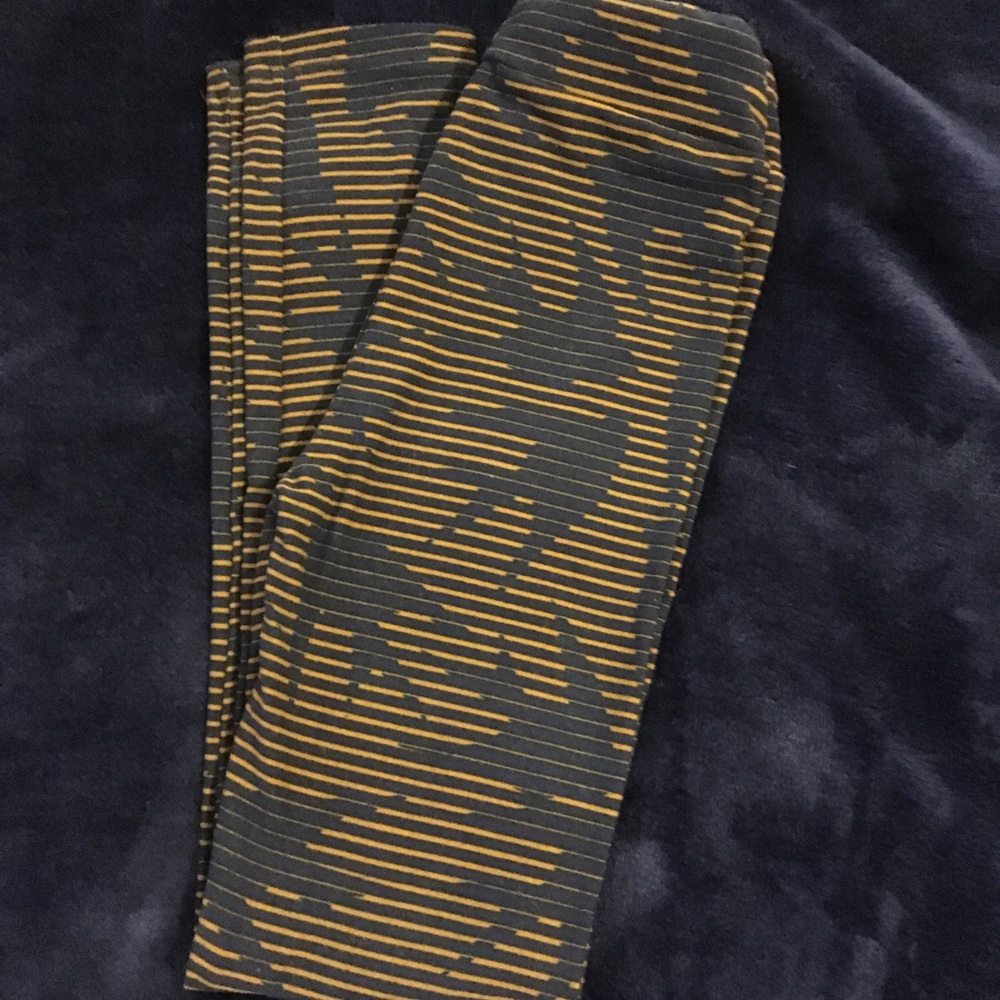 New with tags LuLaRoe Kids L/XL leggings